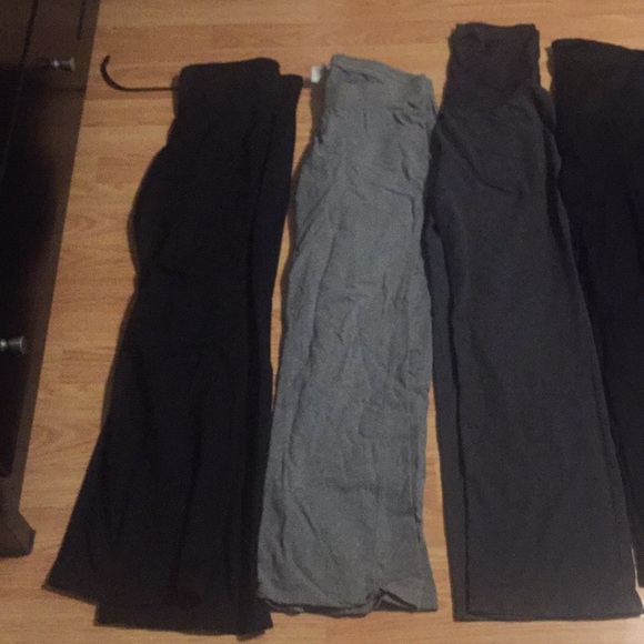 Maternity lot - Picture 2 of 3